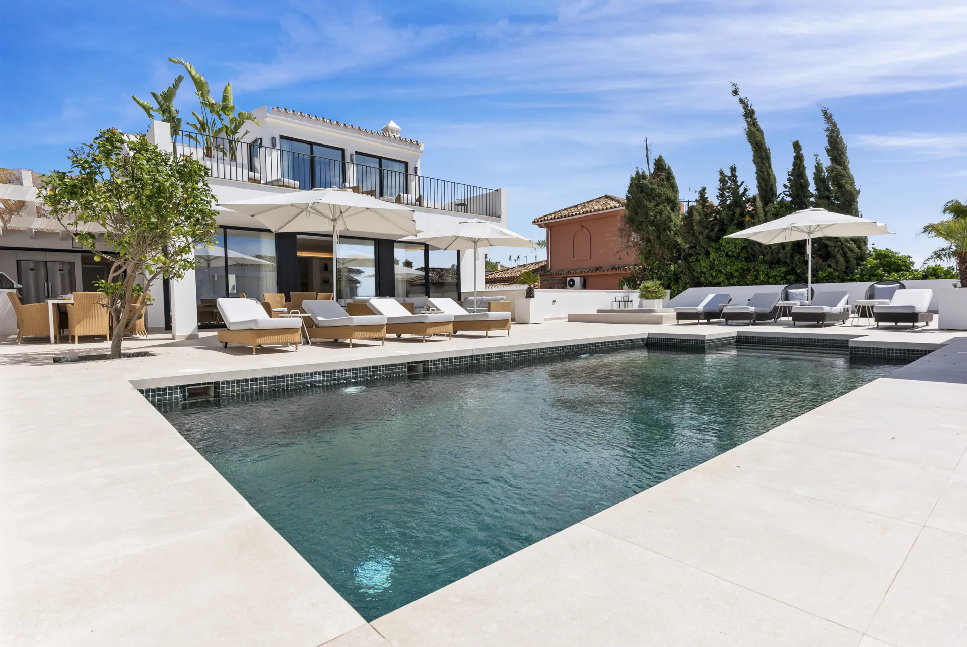 Rent Villa in Marbella Summer 202724